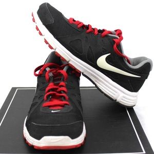 Nike Revolution 2 Men’s Size 8 Running Shoe